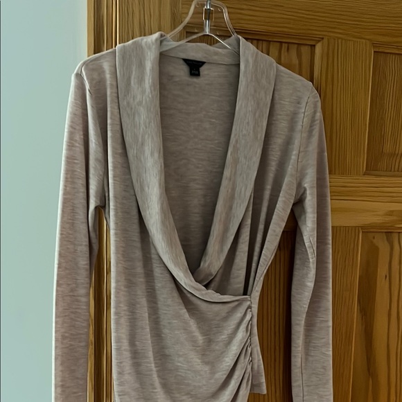 Beige/pink sand colored long sleeve top by Ann Taylor size Small - Picture 1 of 6